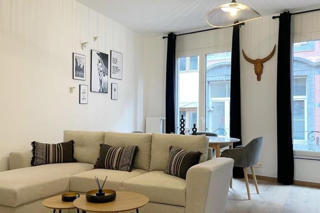 Suite 26-Appartement Au Coeur De نامور المظهر الخارجي الصورة
